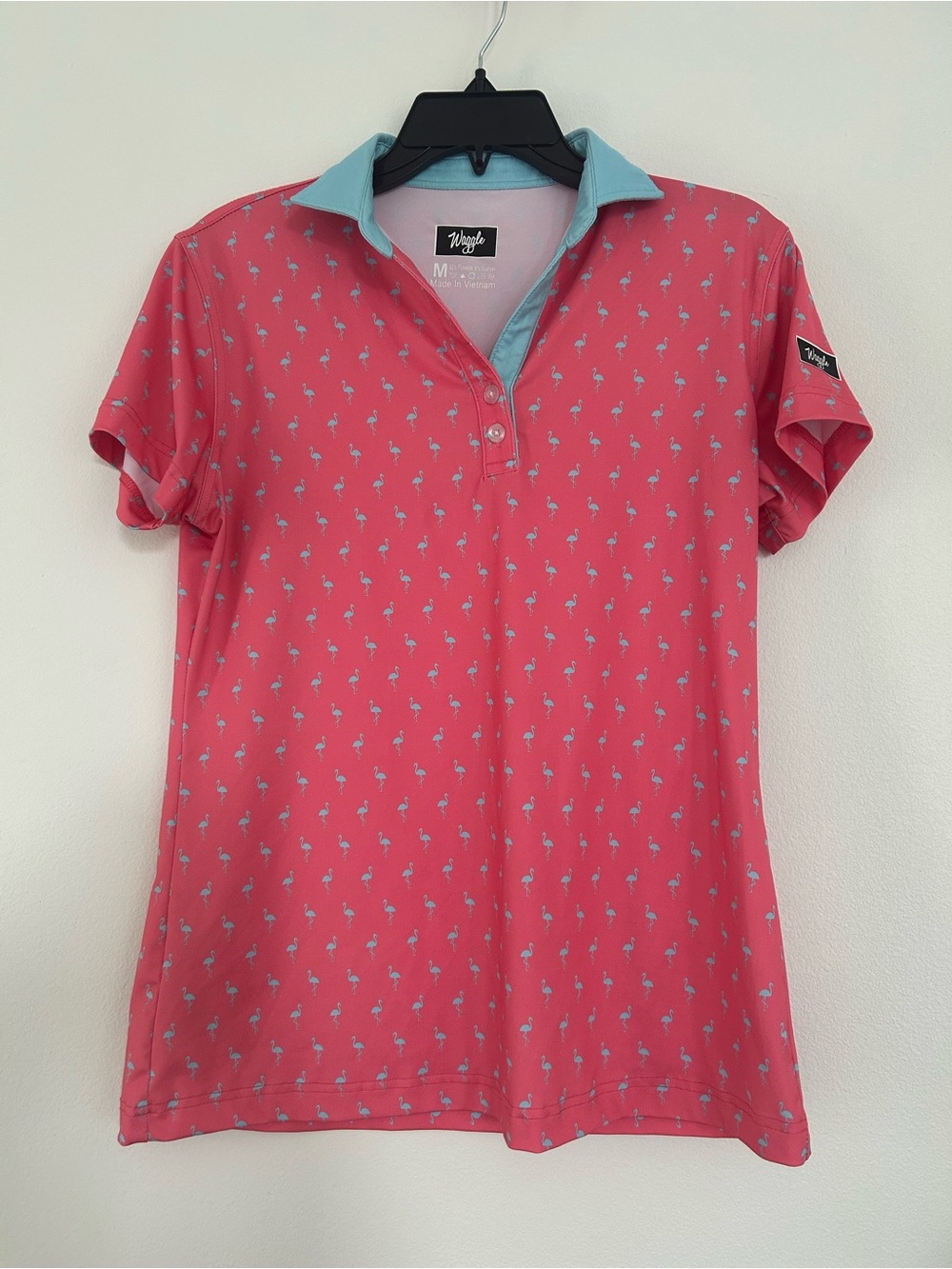 NWOT Waggle Women’s Pink Flamingo Print Golf Polo Size M